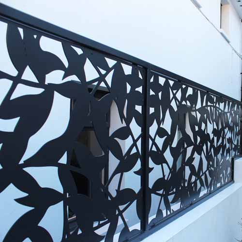 Metal Screen Garden Fence Outdoor Metal Panels Customized Decorative Metal Screen Fencing