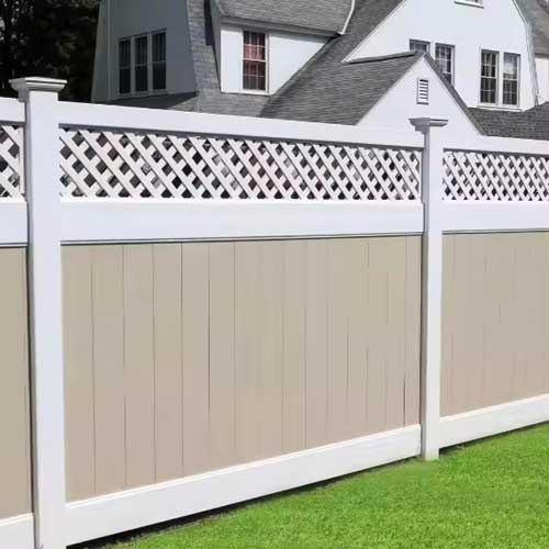 High Quality 6FT High X8FT Wide White Vinyl PVC Coated Privacy Fence Panels with Top Lattice for Garden Metal Fencing